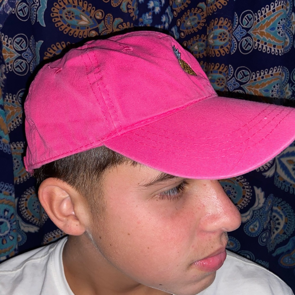 pink pineapple cap